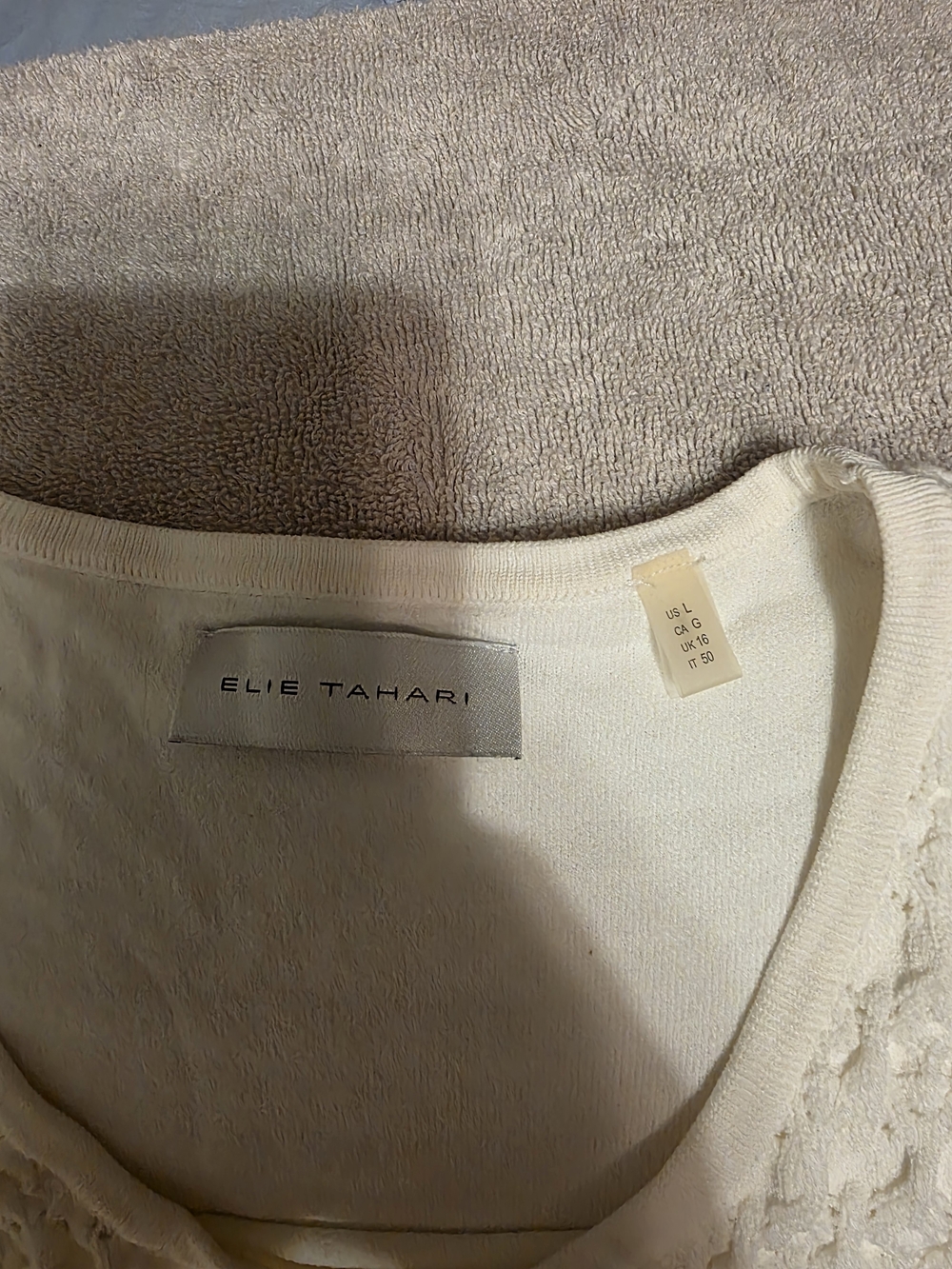 Tops Subcategory Identification - Picture 3 of 4